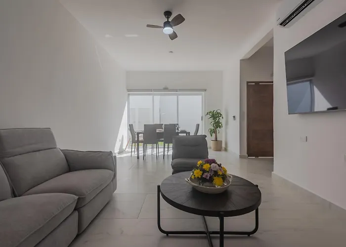 Malibu Residential 3bd Shalva Aparthotel 4*