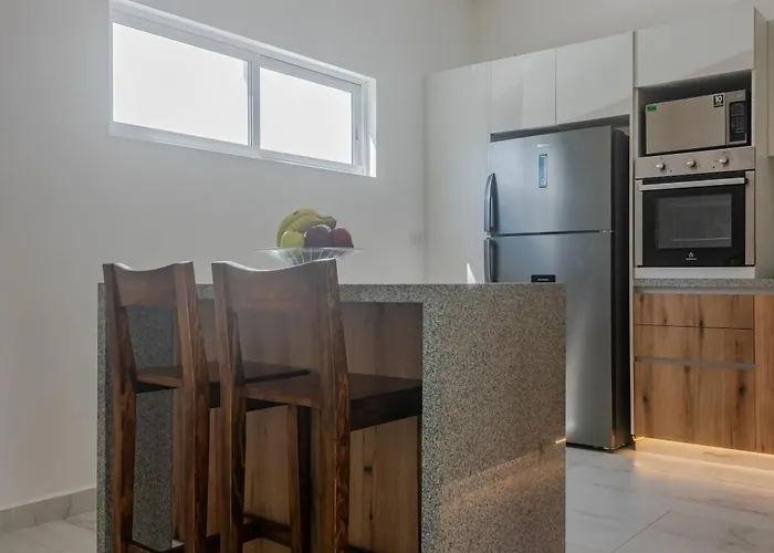 Malibu Residential 3bd Shalva Aparthotel